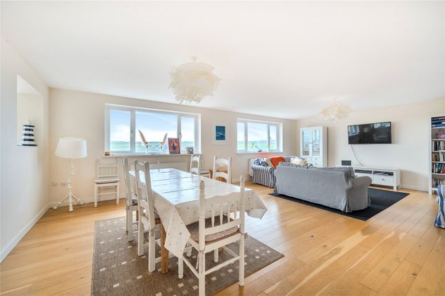 St. Kilda House, 3, Tredragon Close, Newquay photo 3