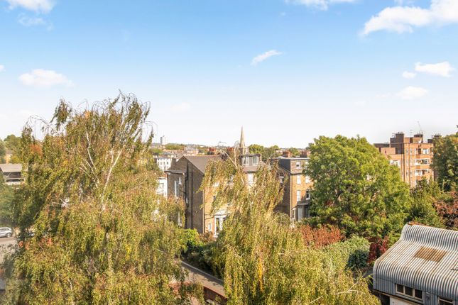 Flat 72, Whitton, 89, King Henry's Road, London photo 4