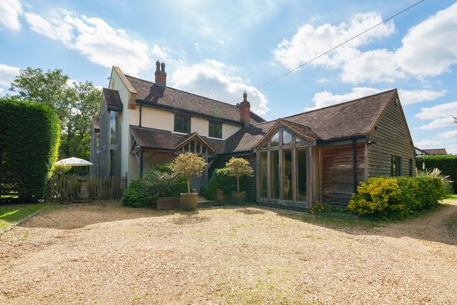 Country house for sale in High Street, Tilbrook