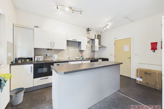 2 Grosvenor Gardens, Wrexham photo 2