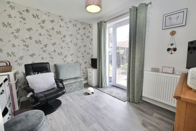 53, Challenger Drive, Doncaster photo 4