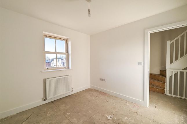 Town house for sale in Lombard Street, Atherton, Manchester