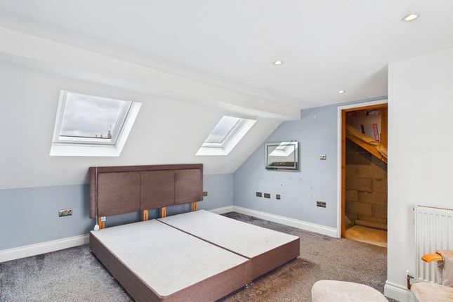 9, Valley Ridge, Leeds photo 2