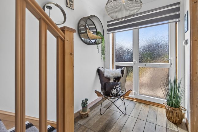 71, Corby Road, Corby photo 4