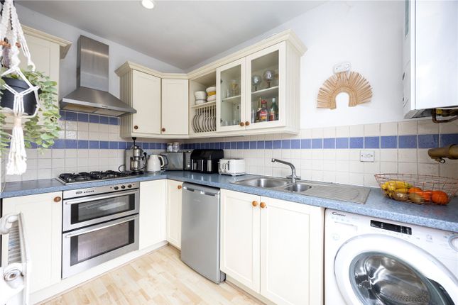 Haldon Road, London photo 2
