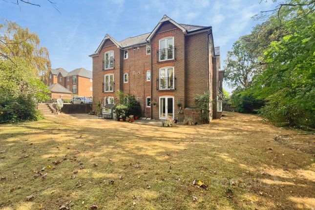 15, Hamilton Place, Hampshire photo 3