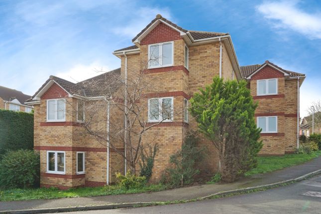 Thumbnail Flat for sale in Crofton Mews, Kingswood, 9Wz.