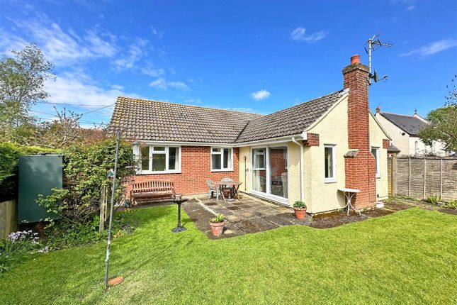 Bungalow for sale in Park Lane, Toppesfield, Halstead