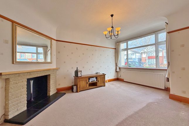 216, Highbury Grove, Portsmouth photo 2