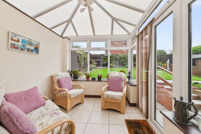 12 Withy Close, Frodsham photo 3
