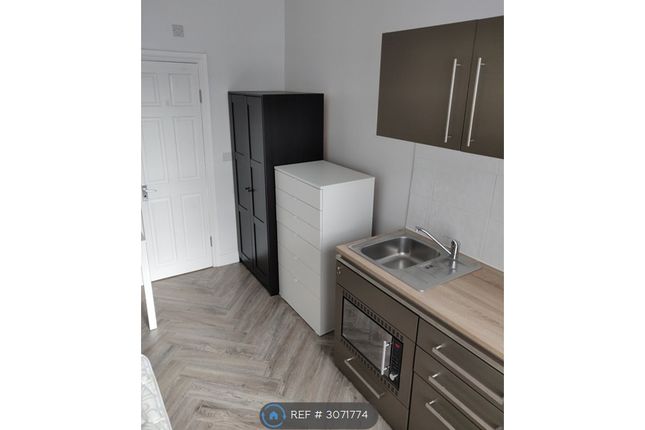 Flat, Maygrove Road, London photo 3
