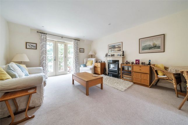 Flat for sale in Spence Close, Bishopstoke Park, Eastleigh, Hampshire