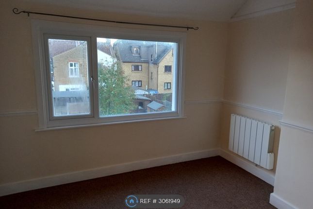 Westminster Drive, Westcliff-On-Sea photo 4