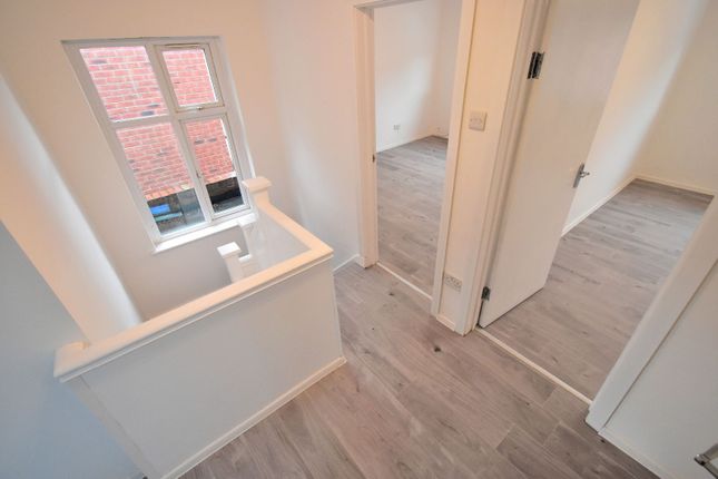 Detached house to rent in Crossgate Road, Dudley