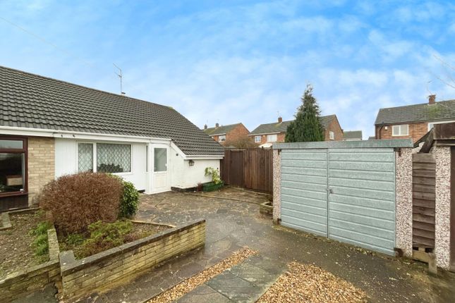 Thumbnail Bungalow for sale in Keswick Close, Birstall, Leicester, Leicestershire