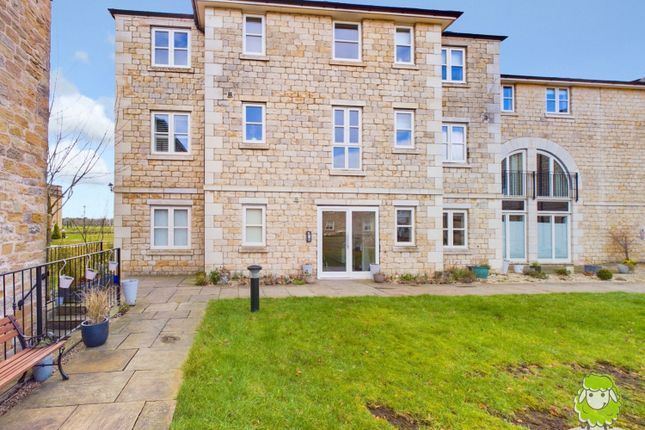 Flat to rent in Apartment 15 The Courtyard, Berry Hill Lane, Mansfield