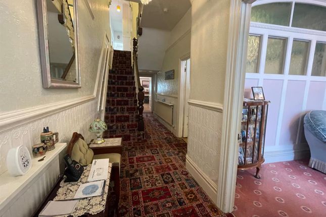 32, Coleshill Terrace, Llanelli photo 2