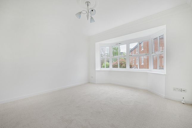 3, Dairy Close, Bromley photo 4