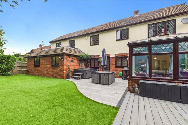 27, Shrublands Drive, Surrey photo 2