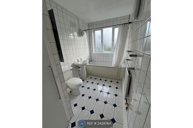C Tower Road, Strawberry Hill, Twickenham photo 3