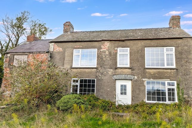 4-bed detached on Ceredigion, £190,000