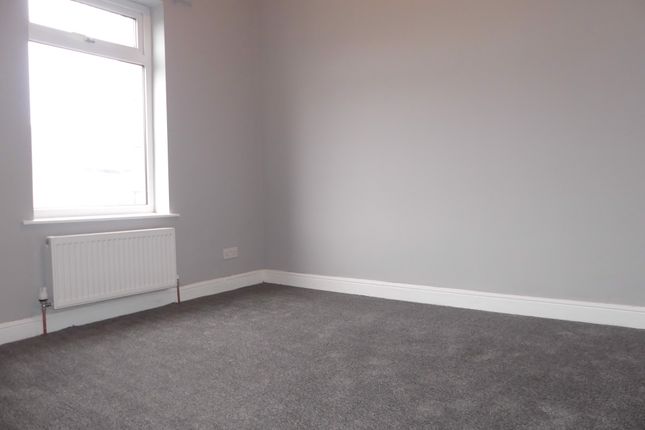 39, Chesham Road, Bury photo 3