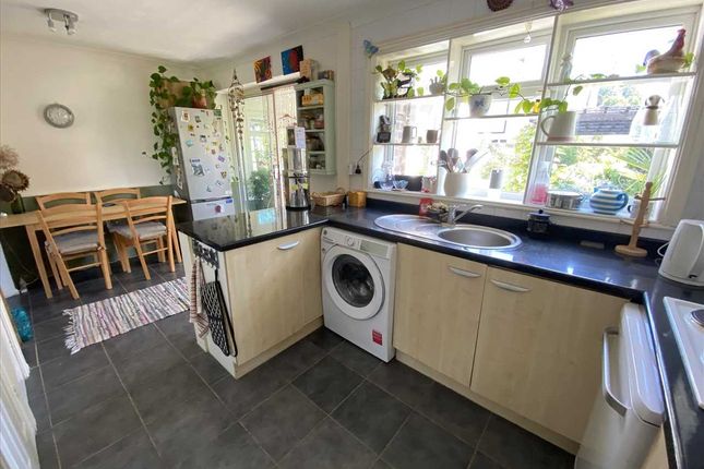 4, Manor Road, Quarrington photo 4