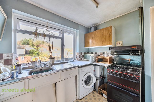 10B, Brighton Road, Coulsdon photo 4