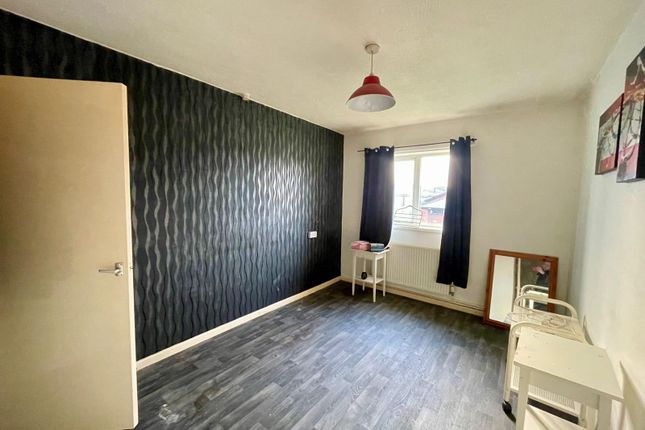 13, John Thompson Road, Wisbech photo 4