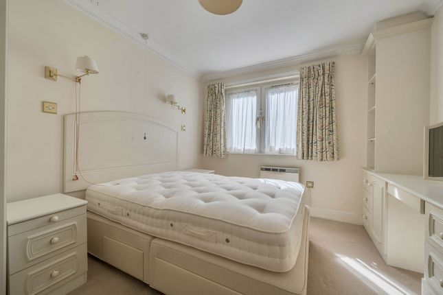 Flat 29, Lions Hall St. Swithun Street, Winchester photo 3