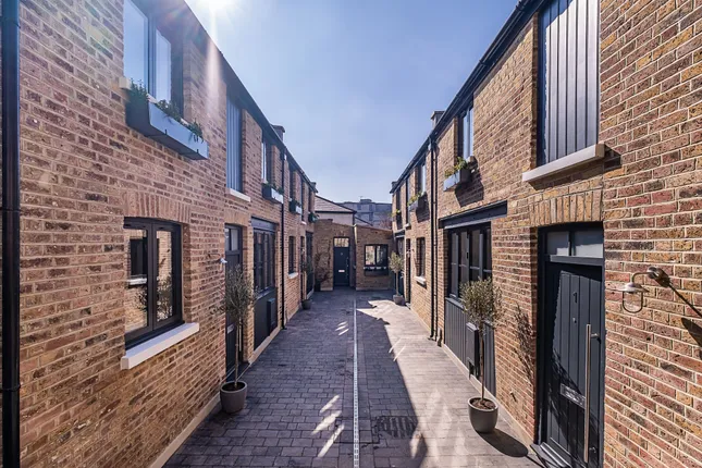 Hamptons - London New Homes