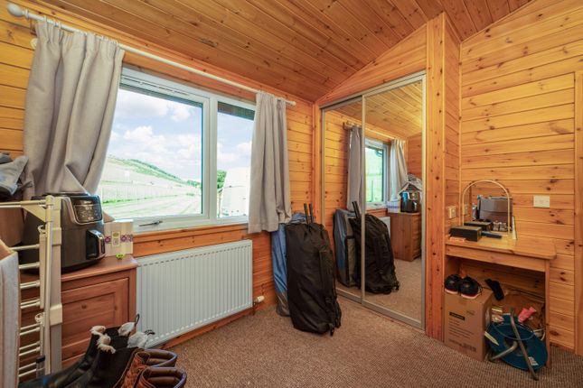 20, Loch Leven Lodges, Kinross photo 3