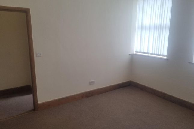 Ground  Floor Flat 3, Bampton Street, Minehead photo 3