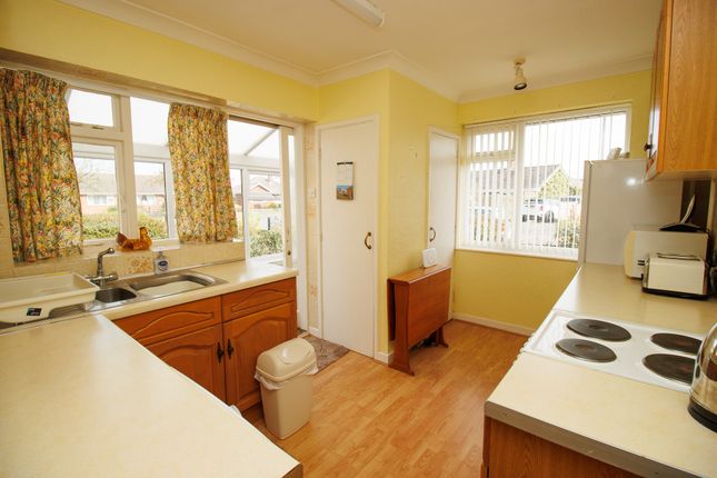 3, Collingham Way, Filey photo 3