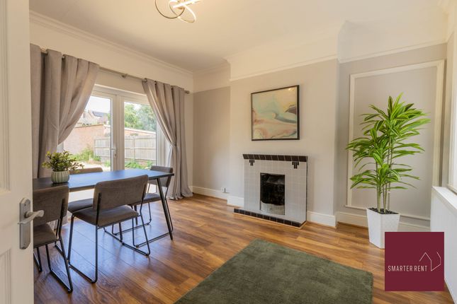 27, Wolsey Road, Ashford photo 4