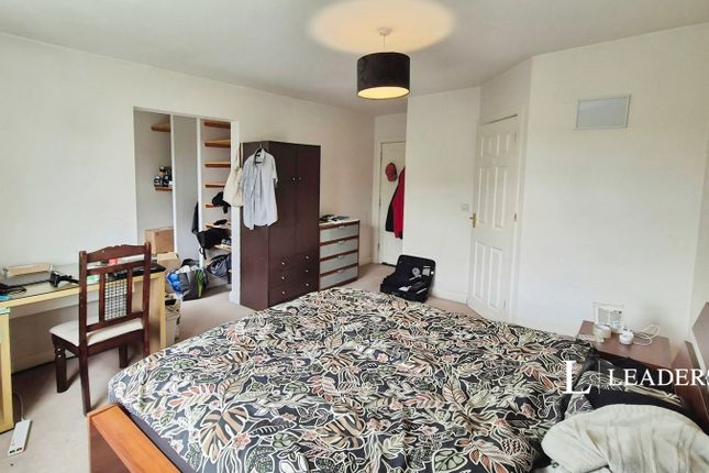 Room 5, 8, Stocking Way, Stocking Way photo 5