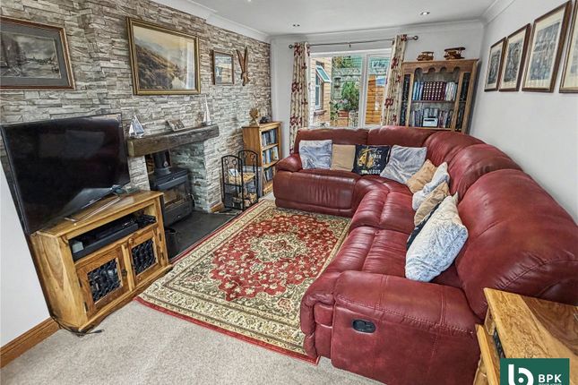 3, Hillside, Irthington photo 4