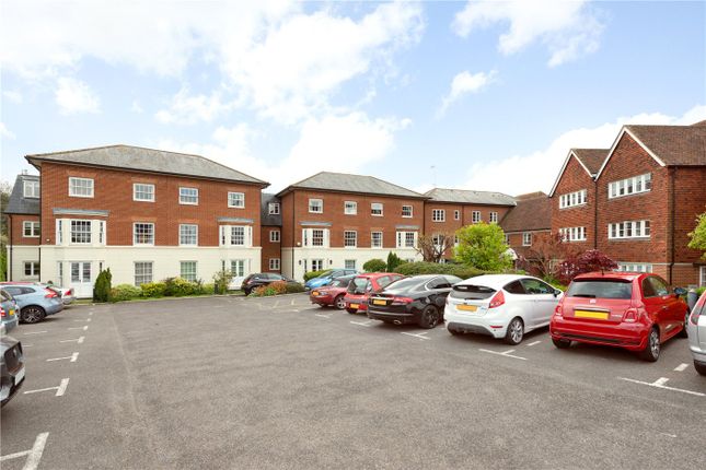 Flat for sale in Station Road West, Canterbury, Kent