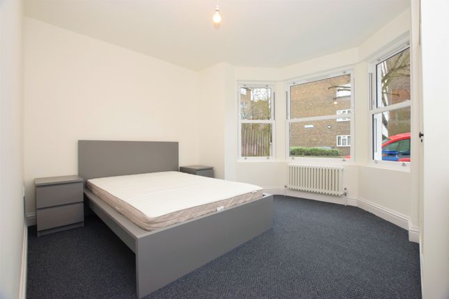 Flat 1 Griffin House, 21, Crawford Road, London photo 4