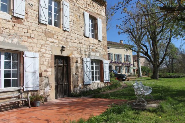 Villa for sale in Castelnau De Montmiral, Haute Garonne (Toulouse Area), Occitanie