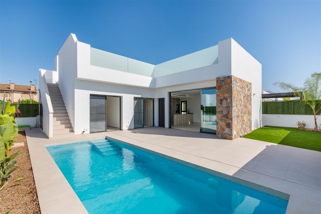 Thumbnail Villa for sale in C. Sta. Isabel, 5, 30710 Los Alcázares, Murcia, Spain