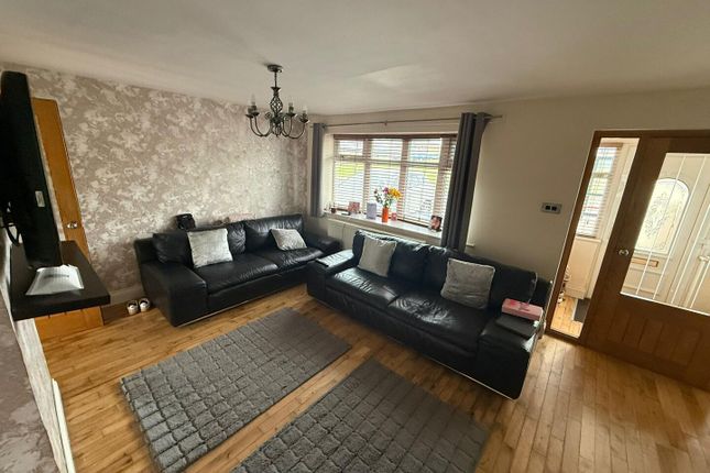 109, Broadwell Road, Middlesbrough photo 3