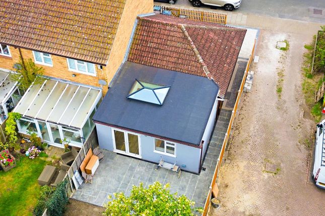 23, Chatsworth Road, Dartford photo 2