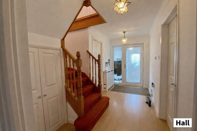 2, Credenhall Drive, Bromley photo 3