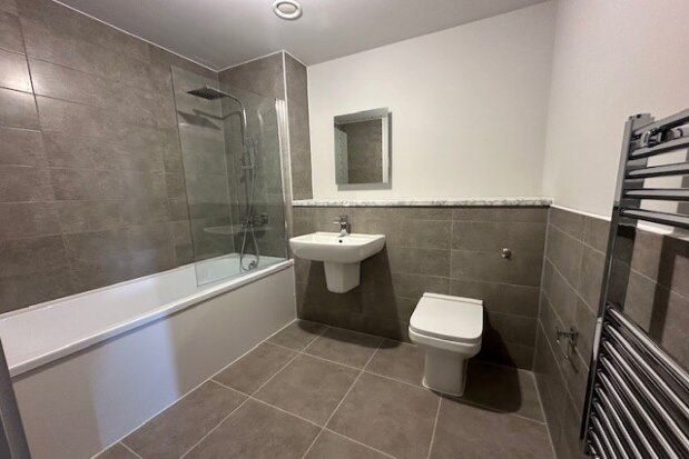 Flat to rent in 4 Neptune Place, Liverpool