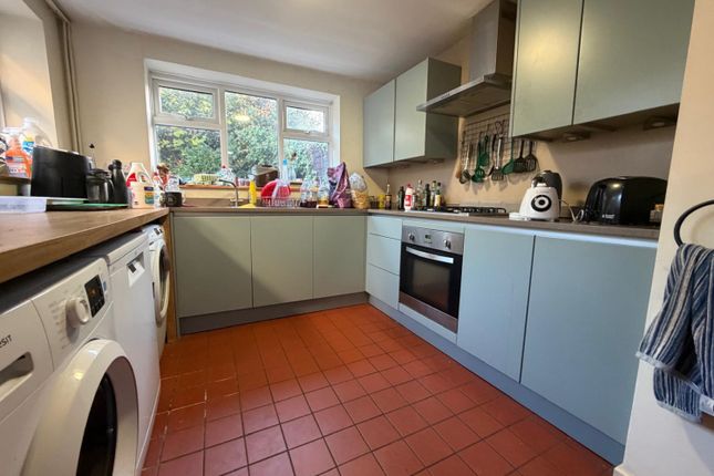 Moira Place, Cardiff photo 4