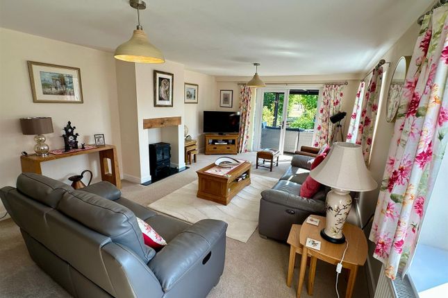 10, Gardiners Oak, Hereford photo 2