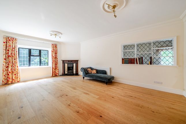 Palmyra Cottage,, Longcross Road, Longcross photo 4