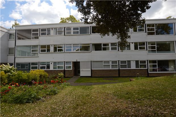 2 bed flat for sale in Park Place, Cheltenham