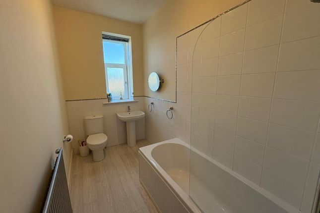 Wallfield Place , Rosemount, Aberdeen, AB25 2JS, Aberdeen photo 5